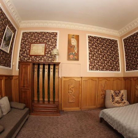 Orpheus Hostel And Apartments Одесса Экстерьер фото