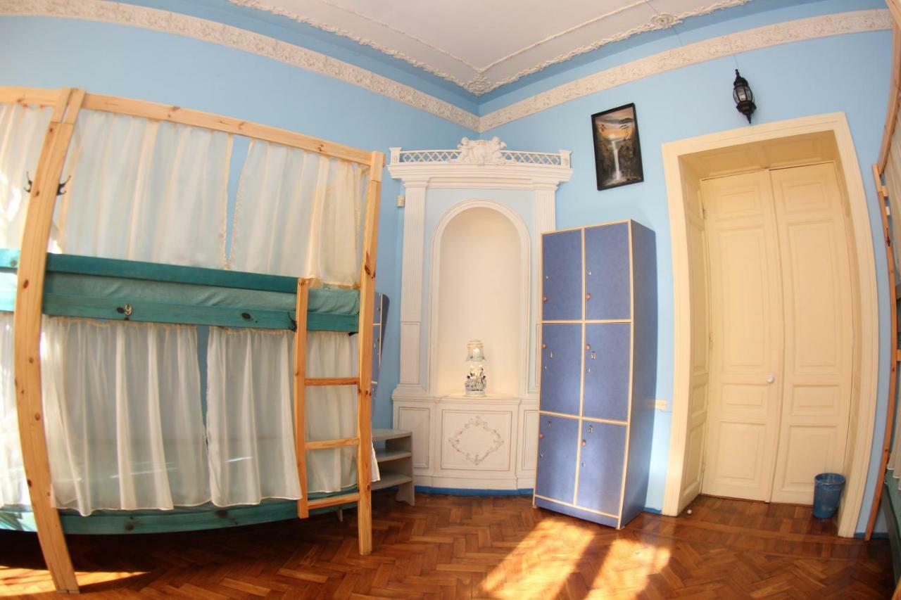 Orpheus Hostel And Apartments Одесса Экстерьер фото