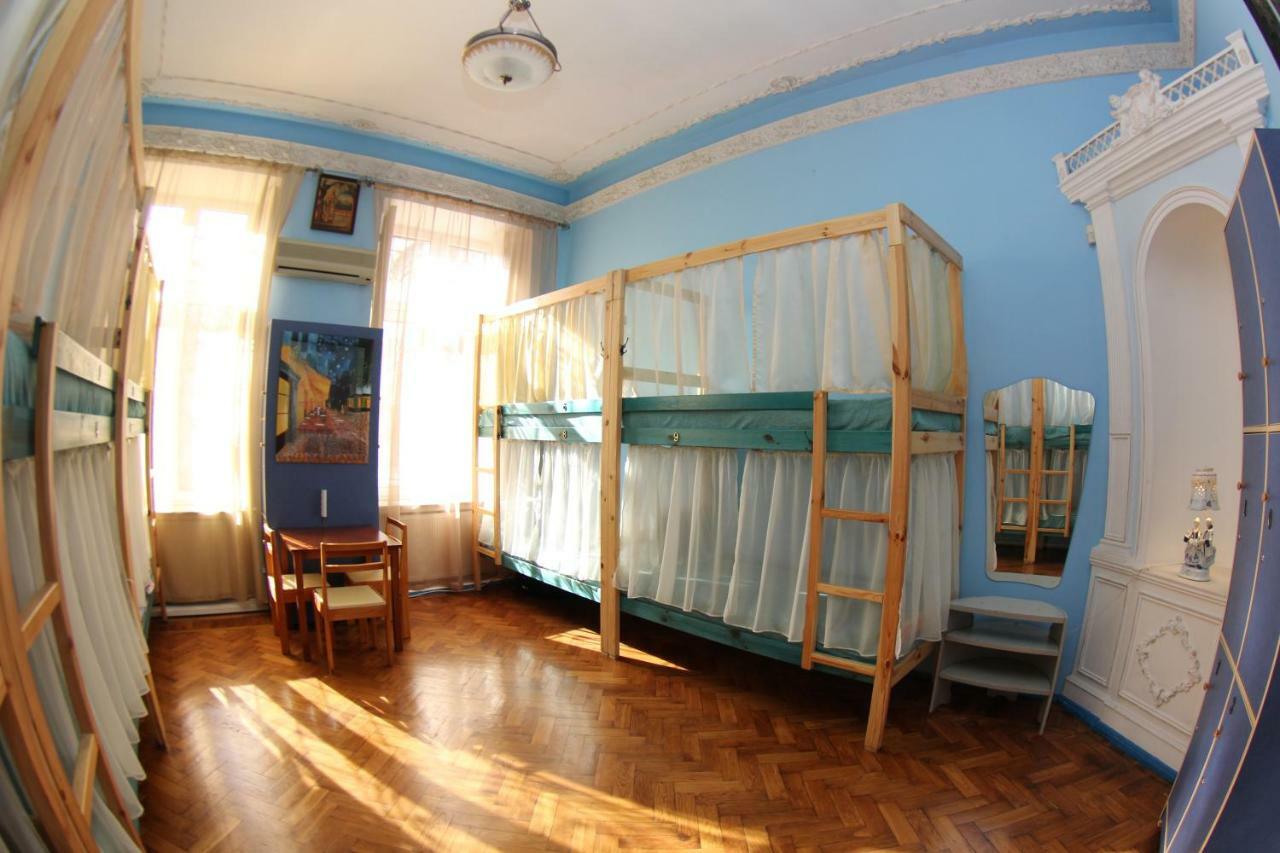 Orpheus Hostel And Apartments Одесса Экстерьер фото