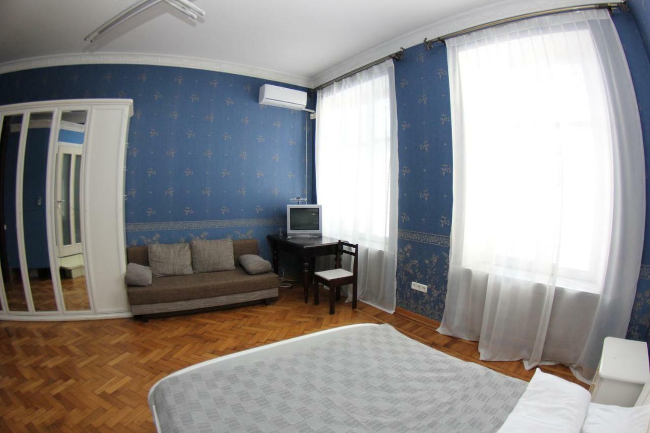 Orpheus Hostel And Apartments Одесса Экстерьер фото